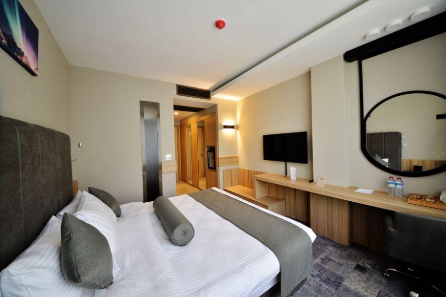 Western Center Hotel 4*